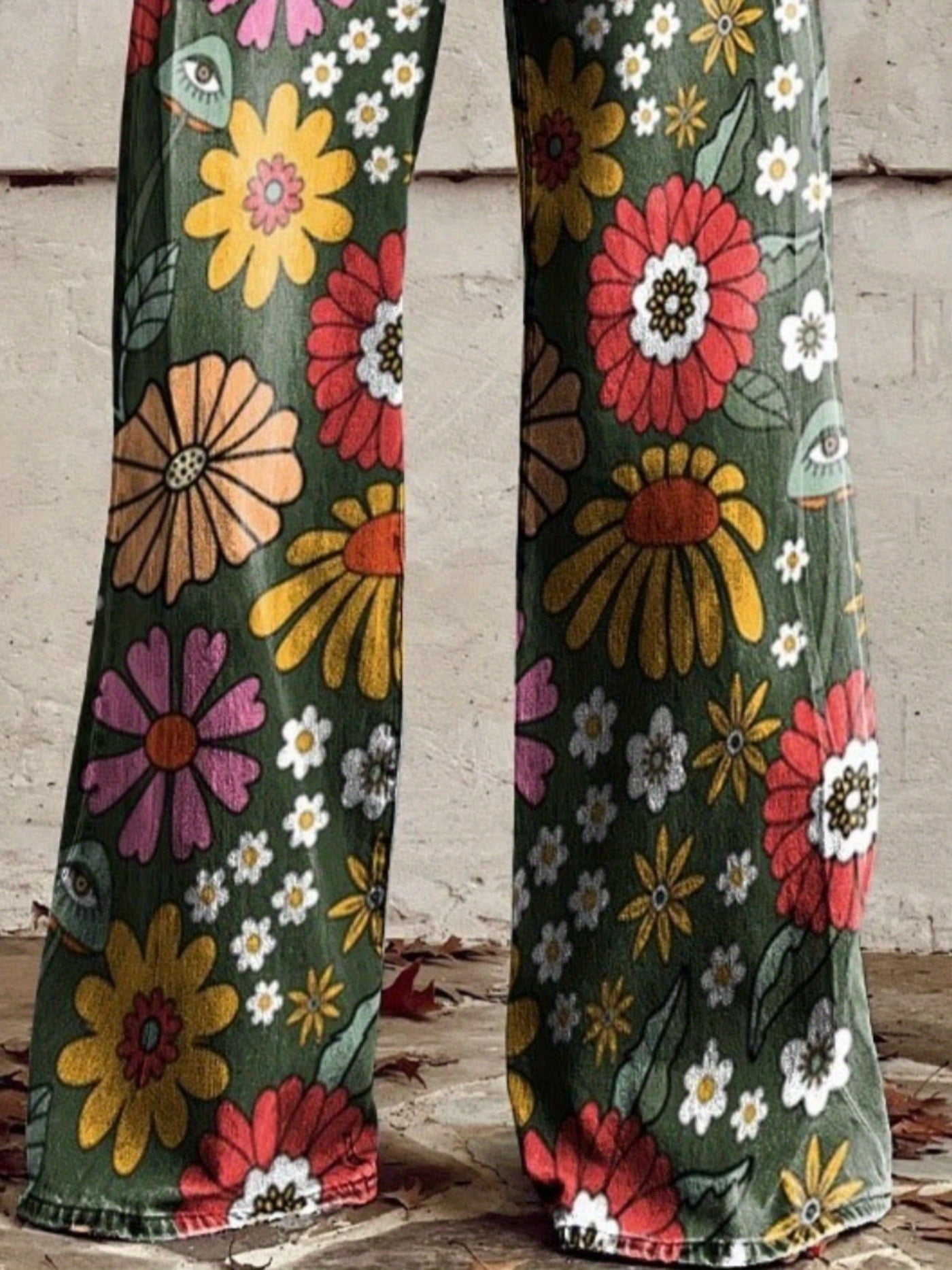 Bold Printed Wide-Leg Pants – Lightweight, Flowy & Statement-Making