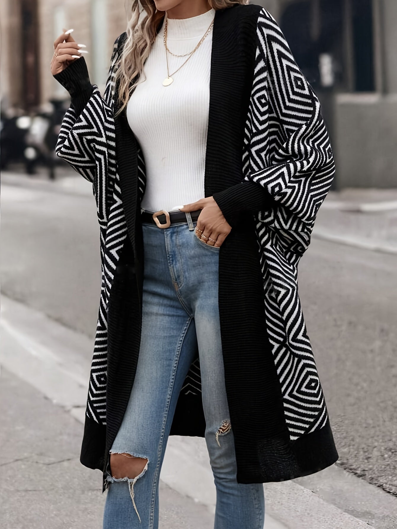 Black/White Acrylic Knit Open-Front Geometric Pattern Cardigan