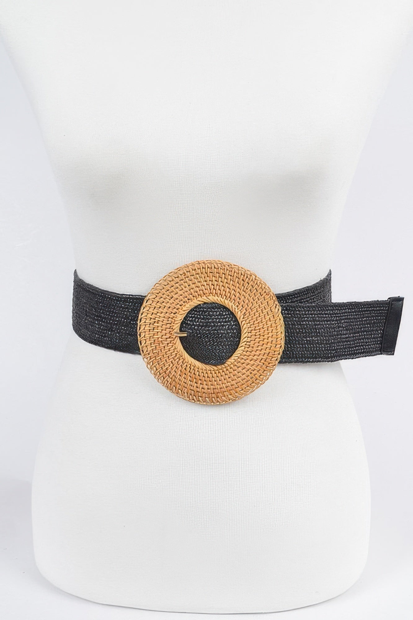 Oversize woven bamboo buckle elastic belt by Toshe Women's Fashions, featuring natural woven design and adjustable fit.