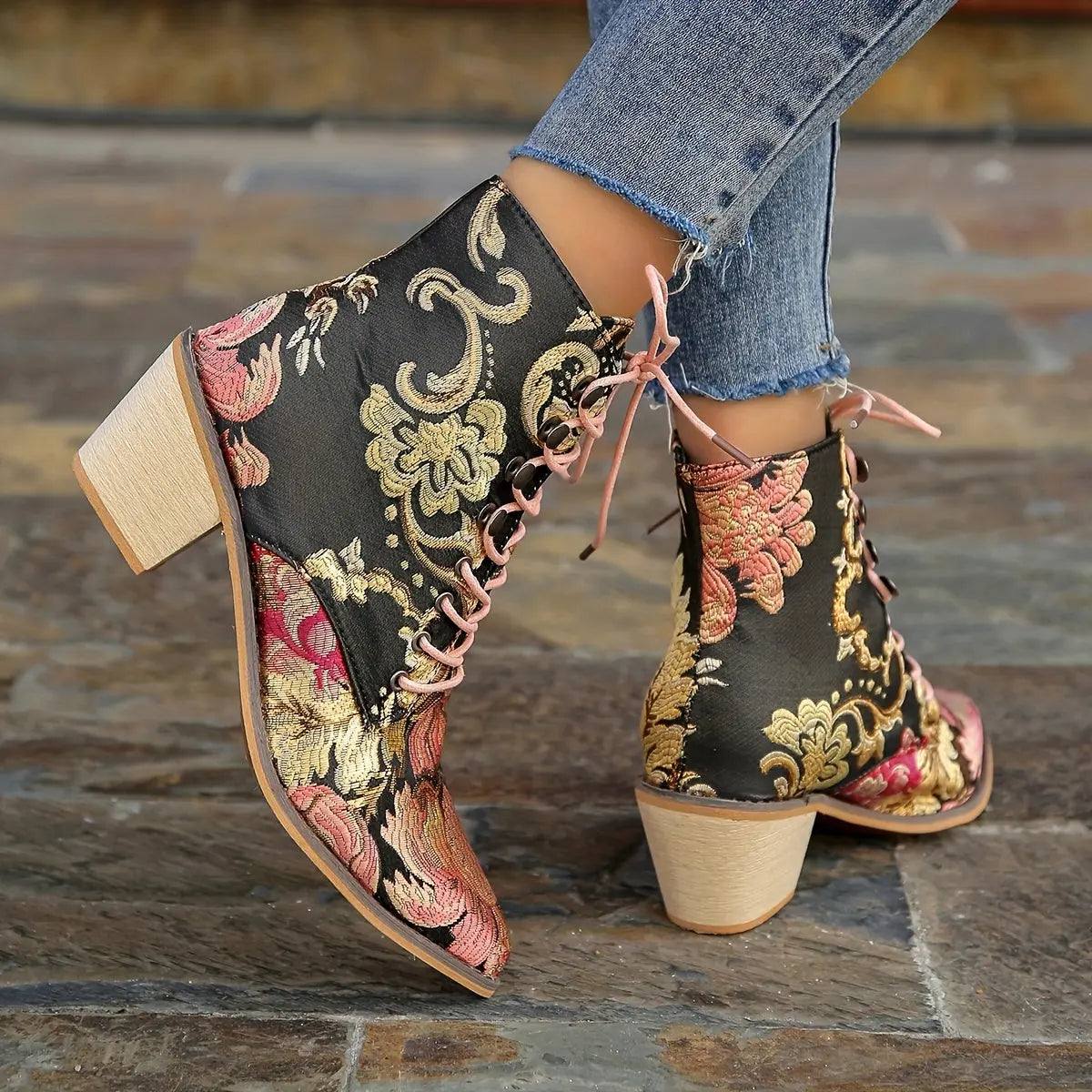 Vintage Western Flower Chunky Heel Boots Toshe Women's Fashions