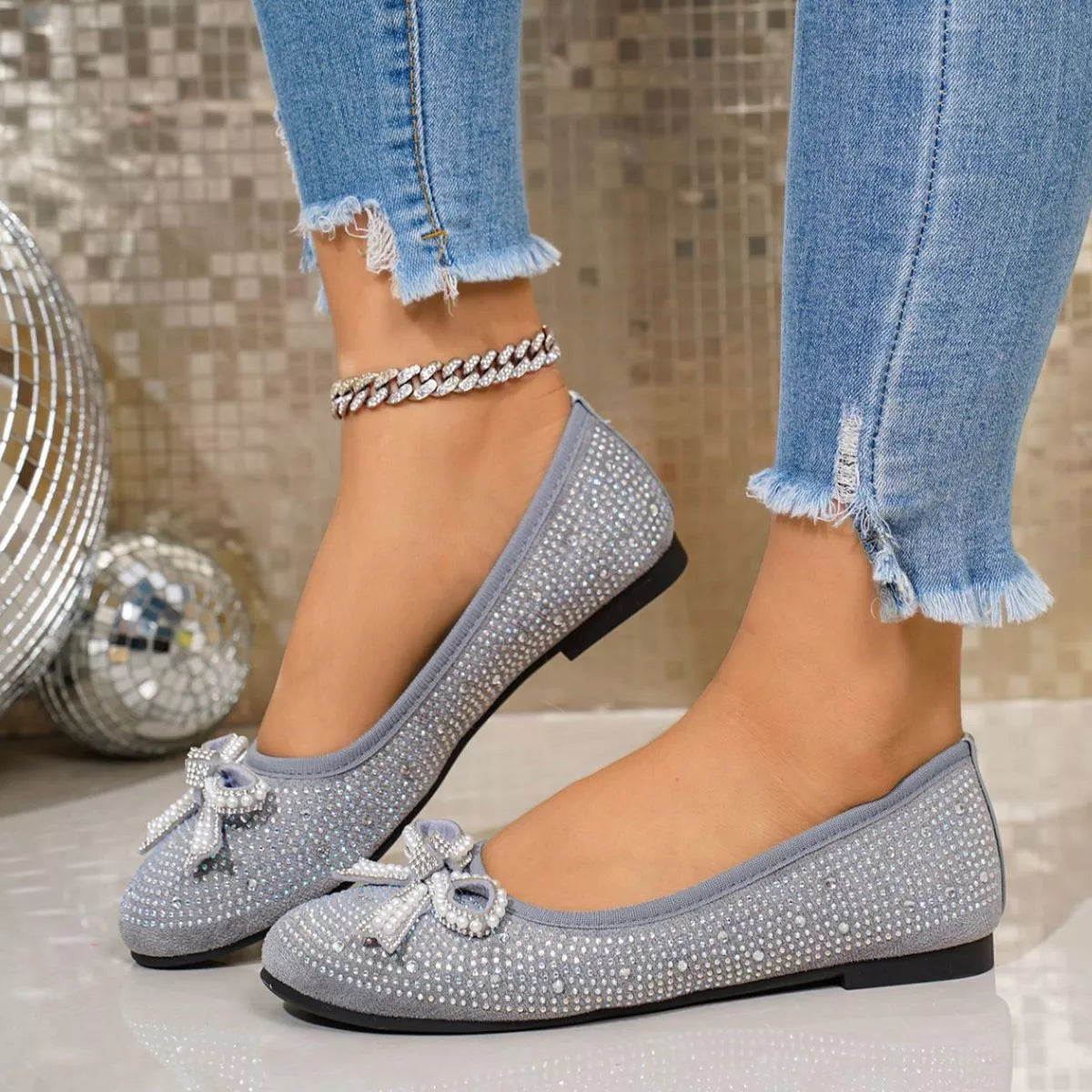 Rhinestone bow accent slip-on shoes in white with sparkling rhinestone details, stylish and comfortable footwear by Trendsi.