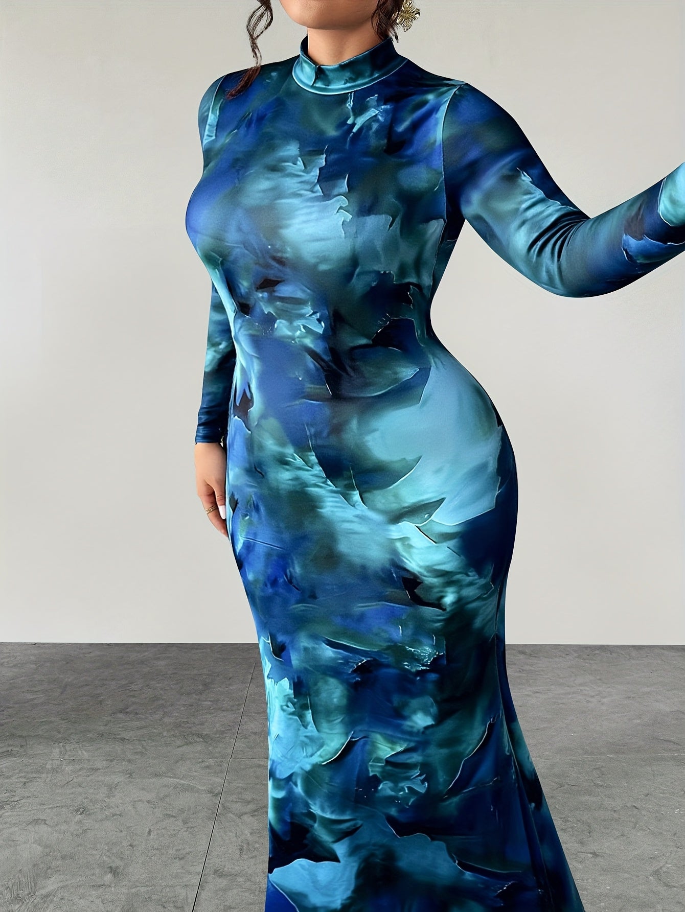 Blue-Green Marble High-Collar Fishtail Dress