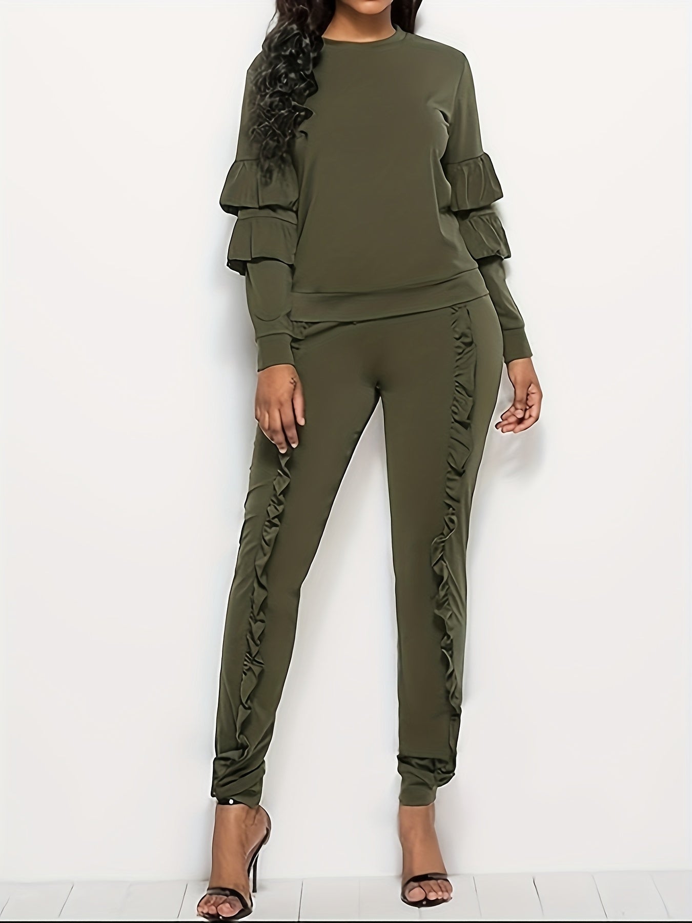 Ruffle-Sleeve Sweatshirt & Jogger Pants Tracksuit Set
