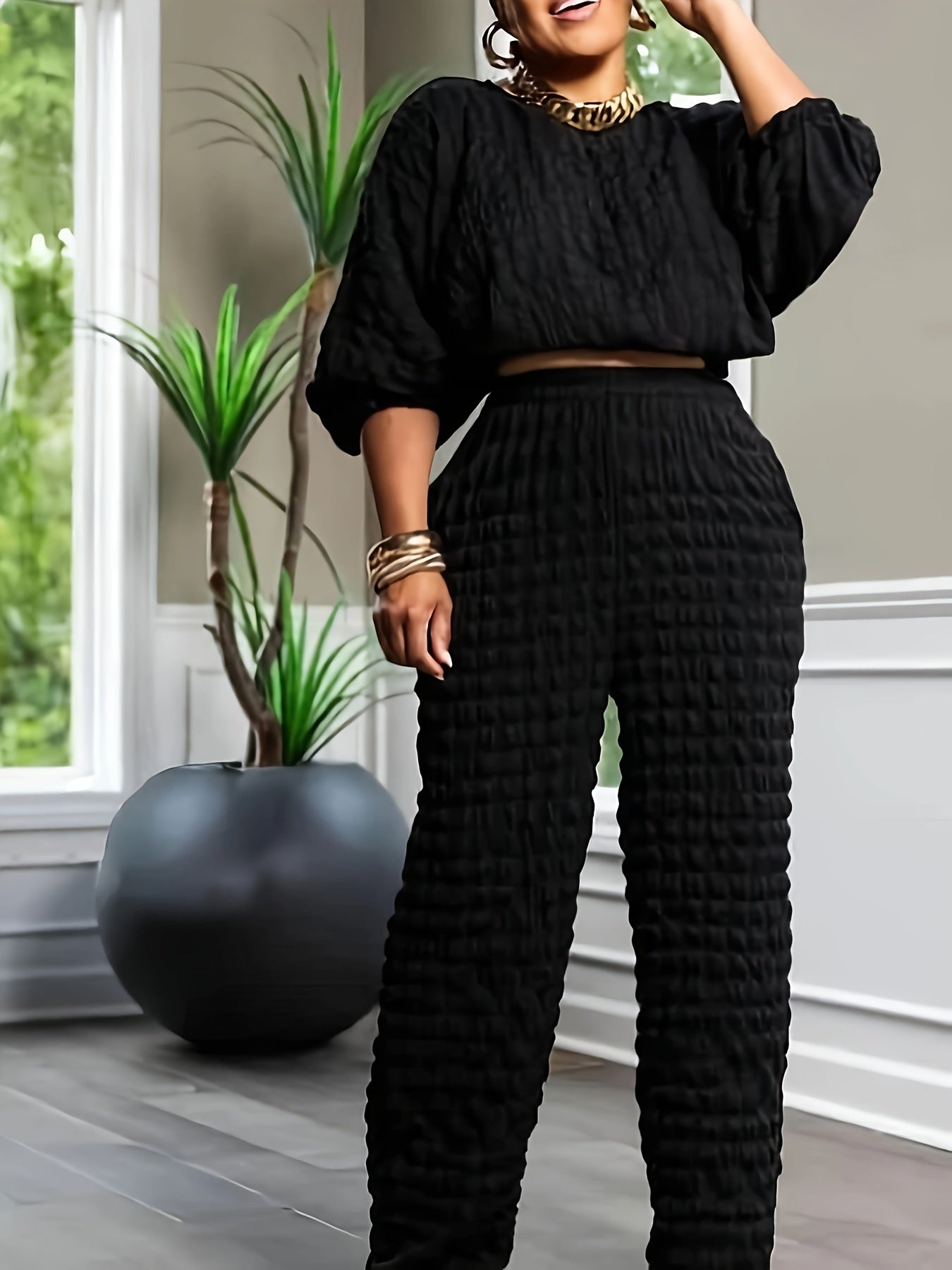 Black Comfy Bubble Cloth Two-Piece Set – Relaxed Top & Wide-Leg Pants
