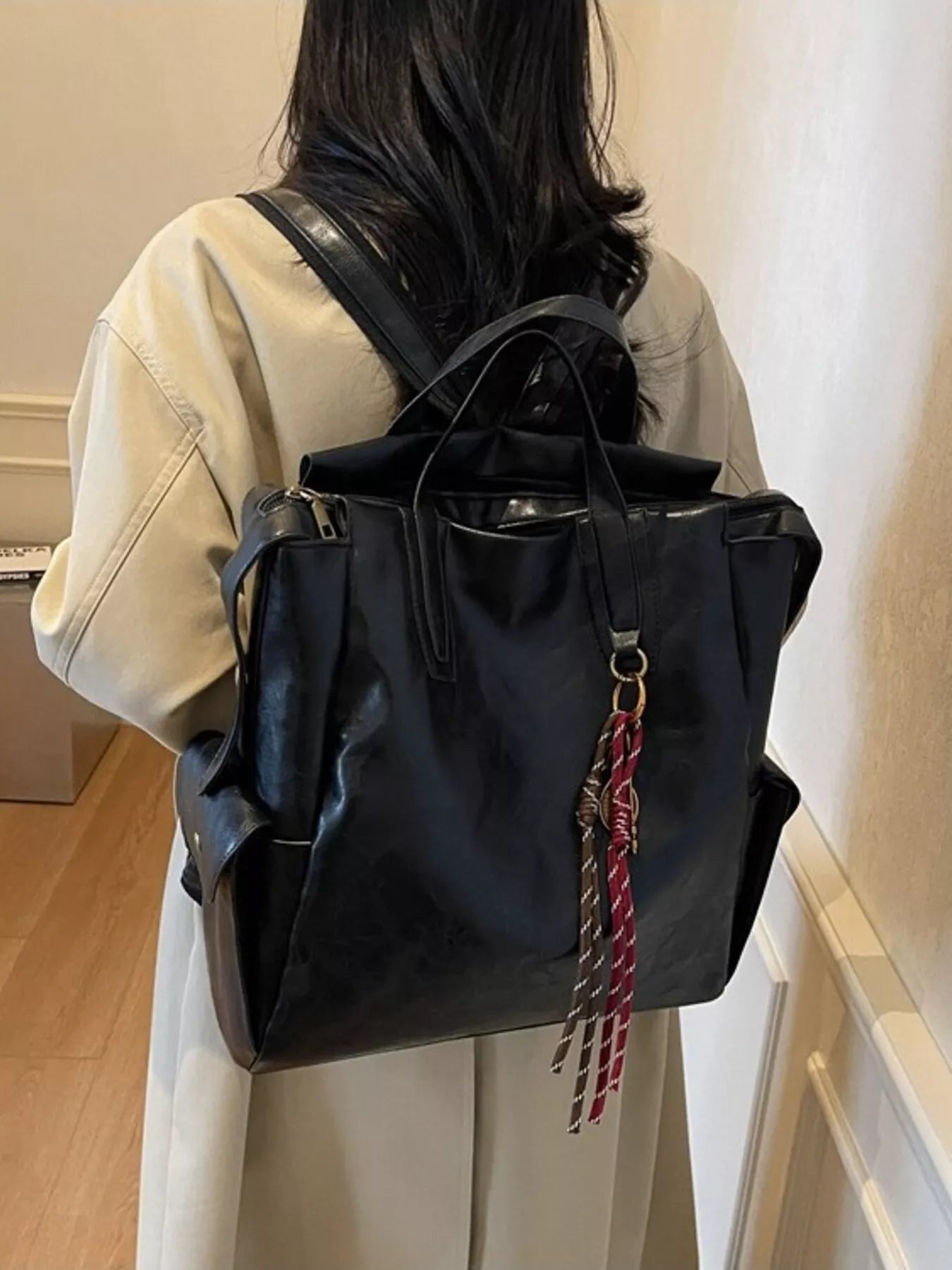 Vintage leather convertible backpack bag from Trendsi showing a stylish, durable backpack with adjustable straps and classic leather design.