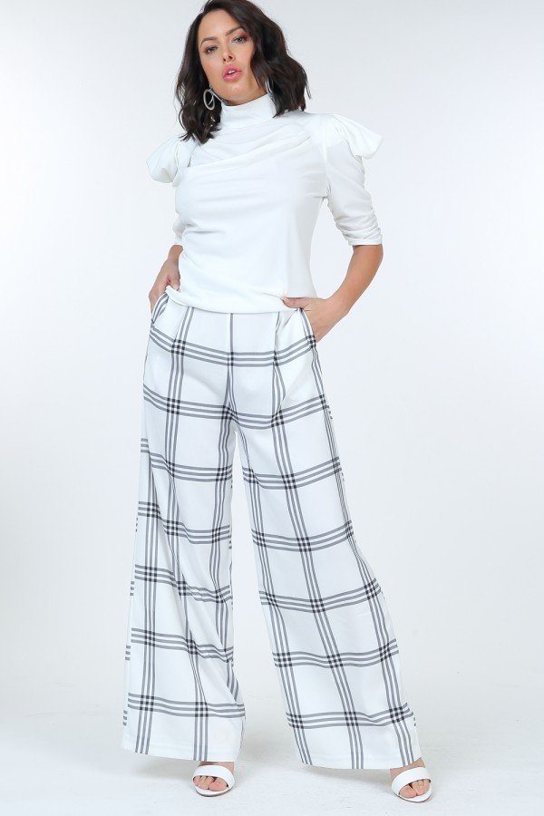 High waist plaid print wide-leg pants from Toshe Women's Fashions, shown with a relaxed fit and stylish design.
