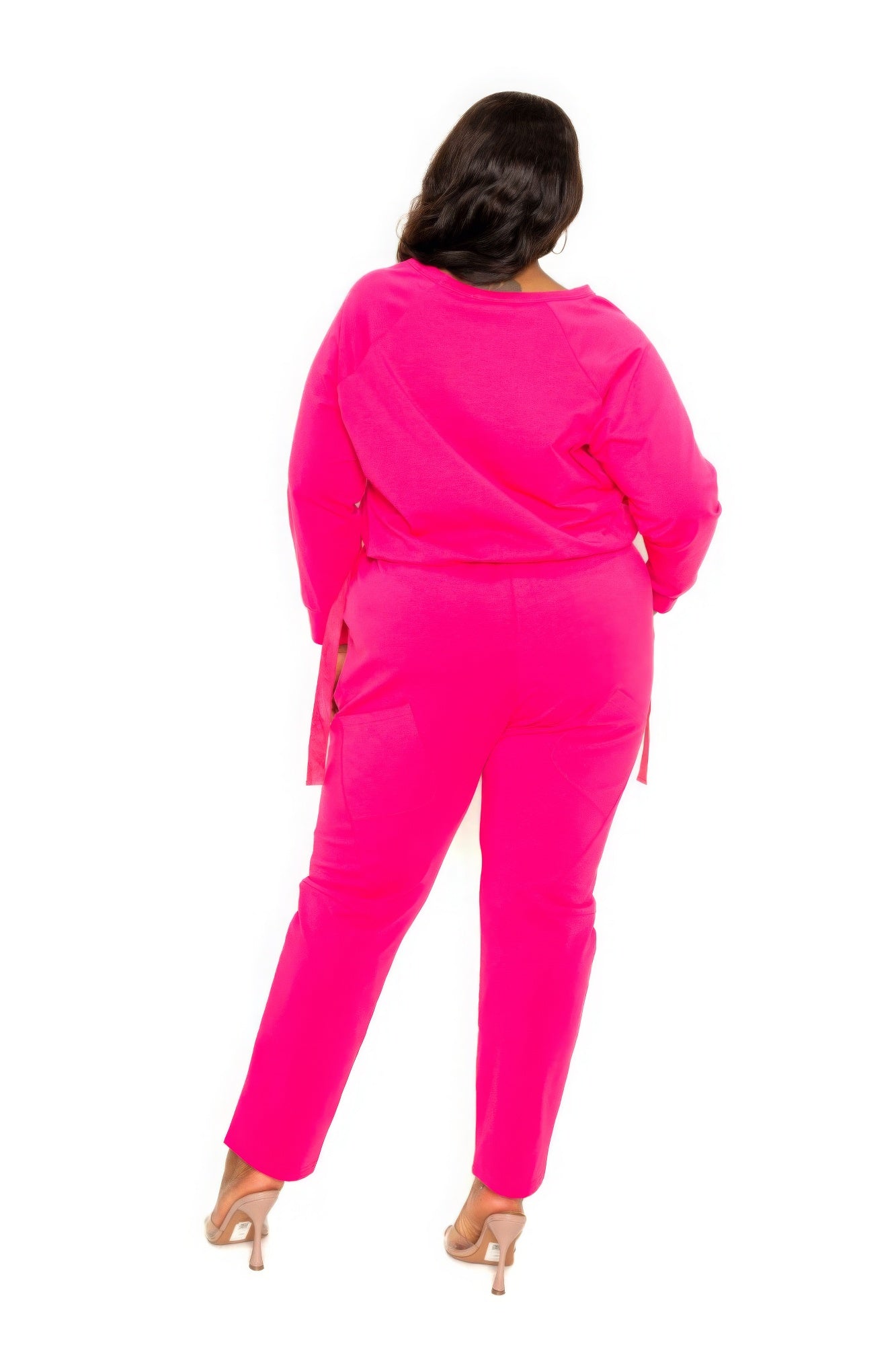 Relaxed Toshe women's lounge set with side tie top and matching pants, soft fabric, perfect for casual comfort and relaxation.