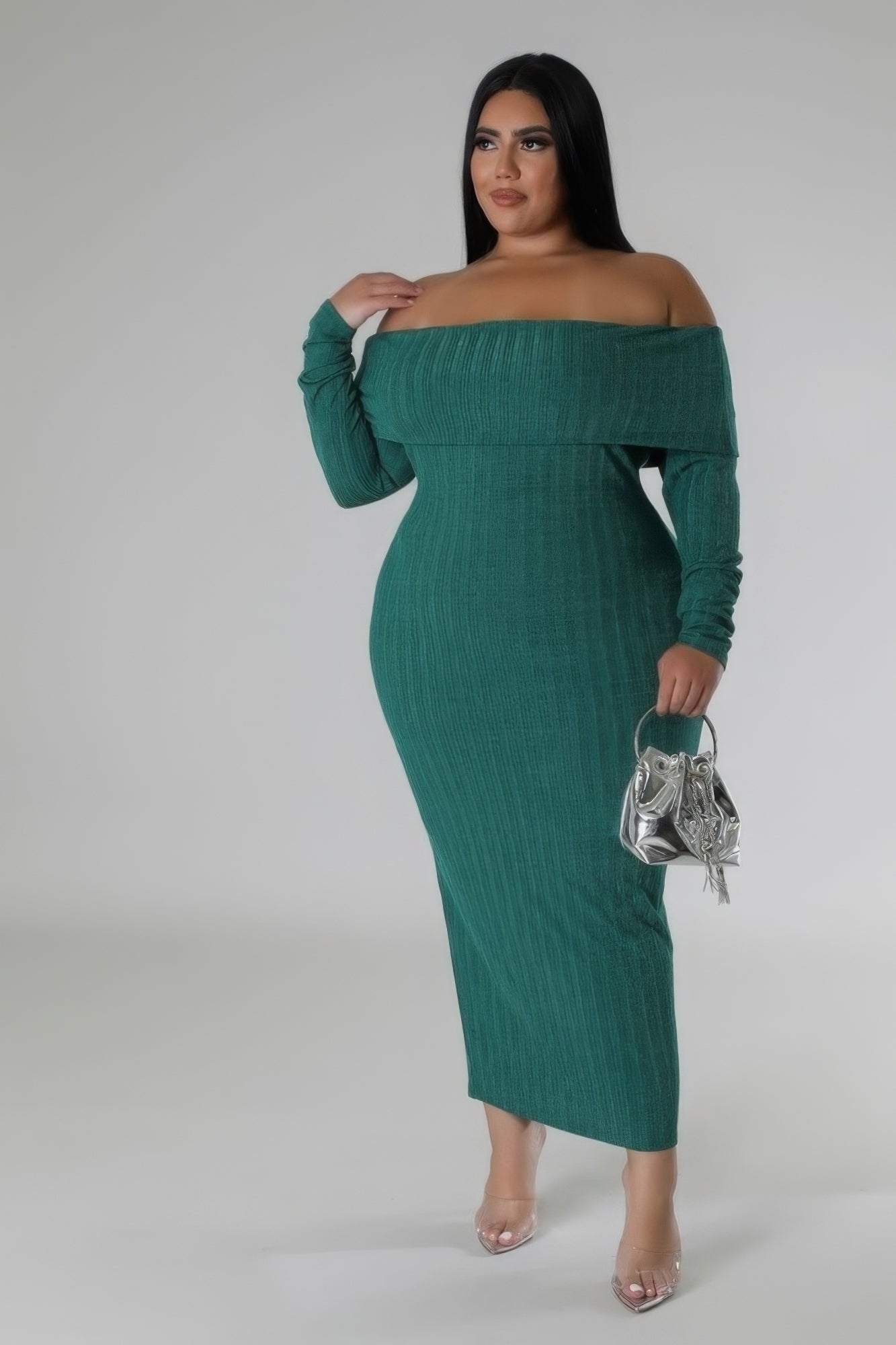 Toshe Women's Fashions off-shoulder stretch maxi dress in flowy fabric, featuring a fitted bodice and long length.