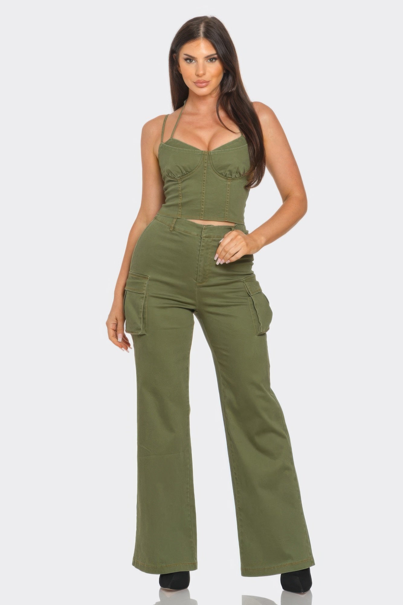 Toshe Women's Fashions scallop crop jacket and pant 3-piece set with scalloped edges, stylish and trendy for casual wear.