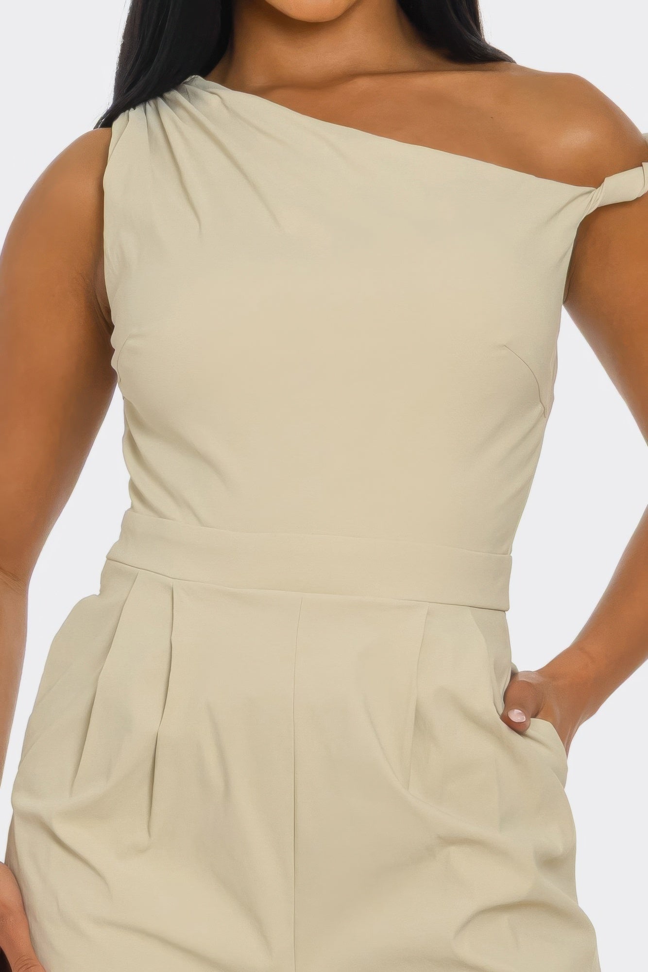 Chic Toshe Women's Fashions one-shoulder jumpsuit in black, featuring a sleek, fitted silhouette and stylish asymmetric design.