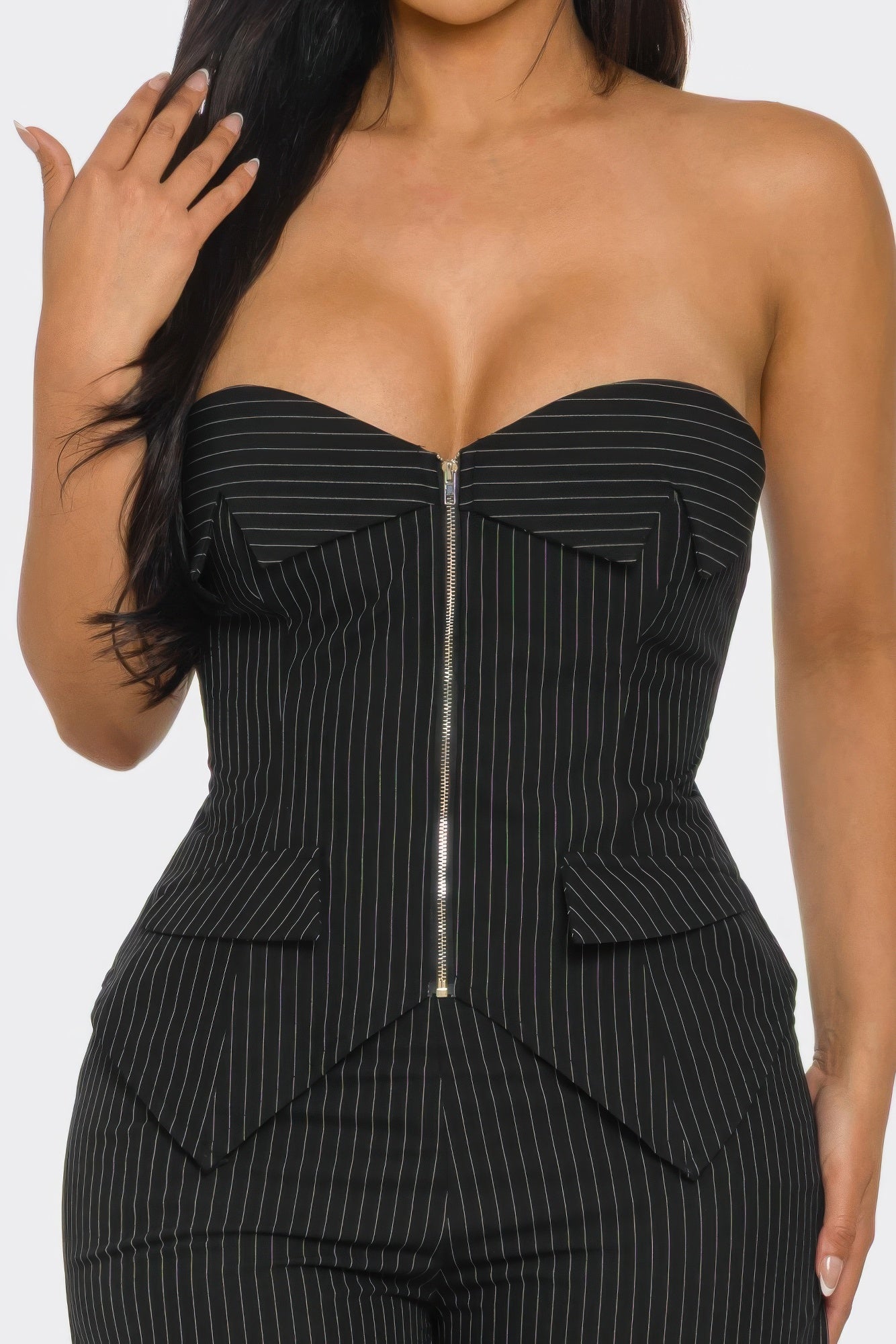 Toshe Women's Fashions Power Structure off-shoulder vest top and matching pants set, stylish and modern outfit for women.