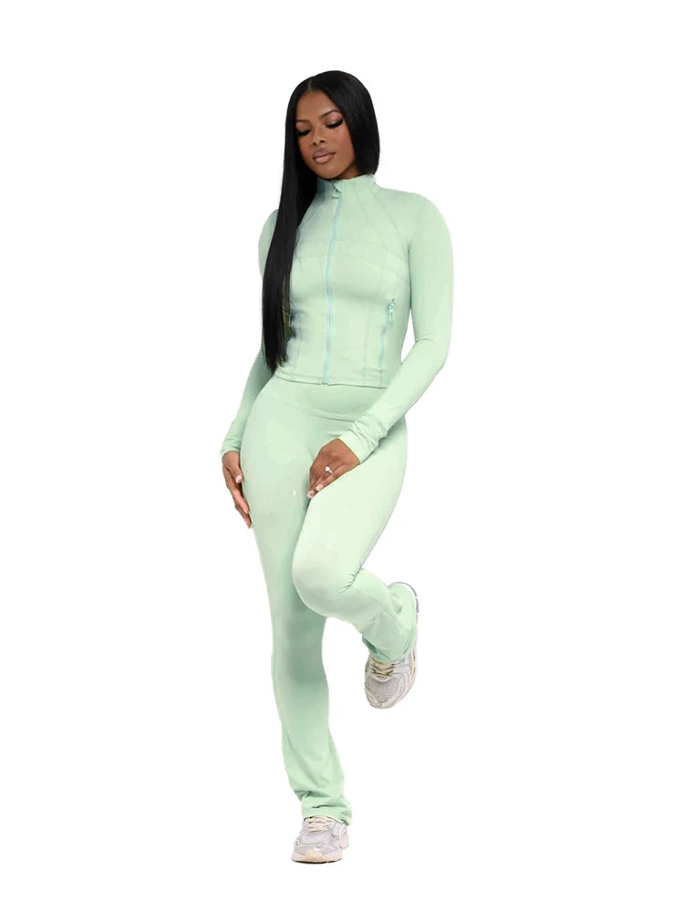 Mock Neck Zipper Fitted Top & Flared Pants Set – Sleek 2-Piece Athletic Lounge Outfit