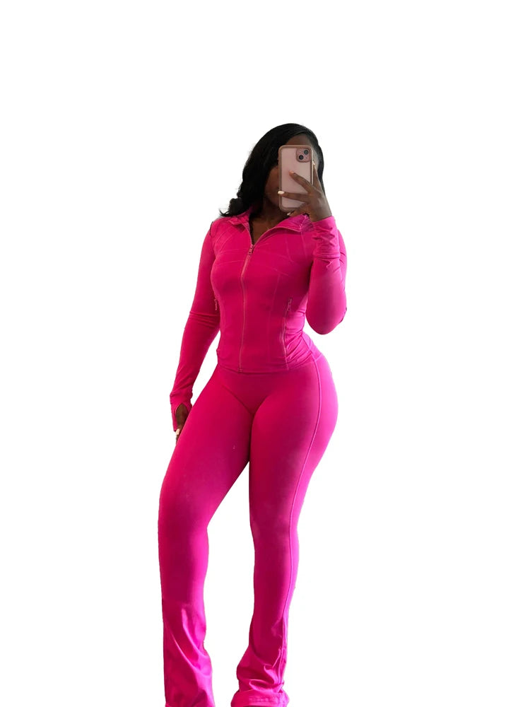 Mock Neck Zipper Fitted Top & Flared Pants Set – Sleek 2-Piece Athletic Lounge Outfit