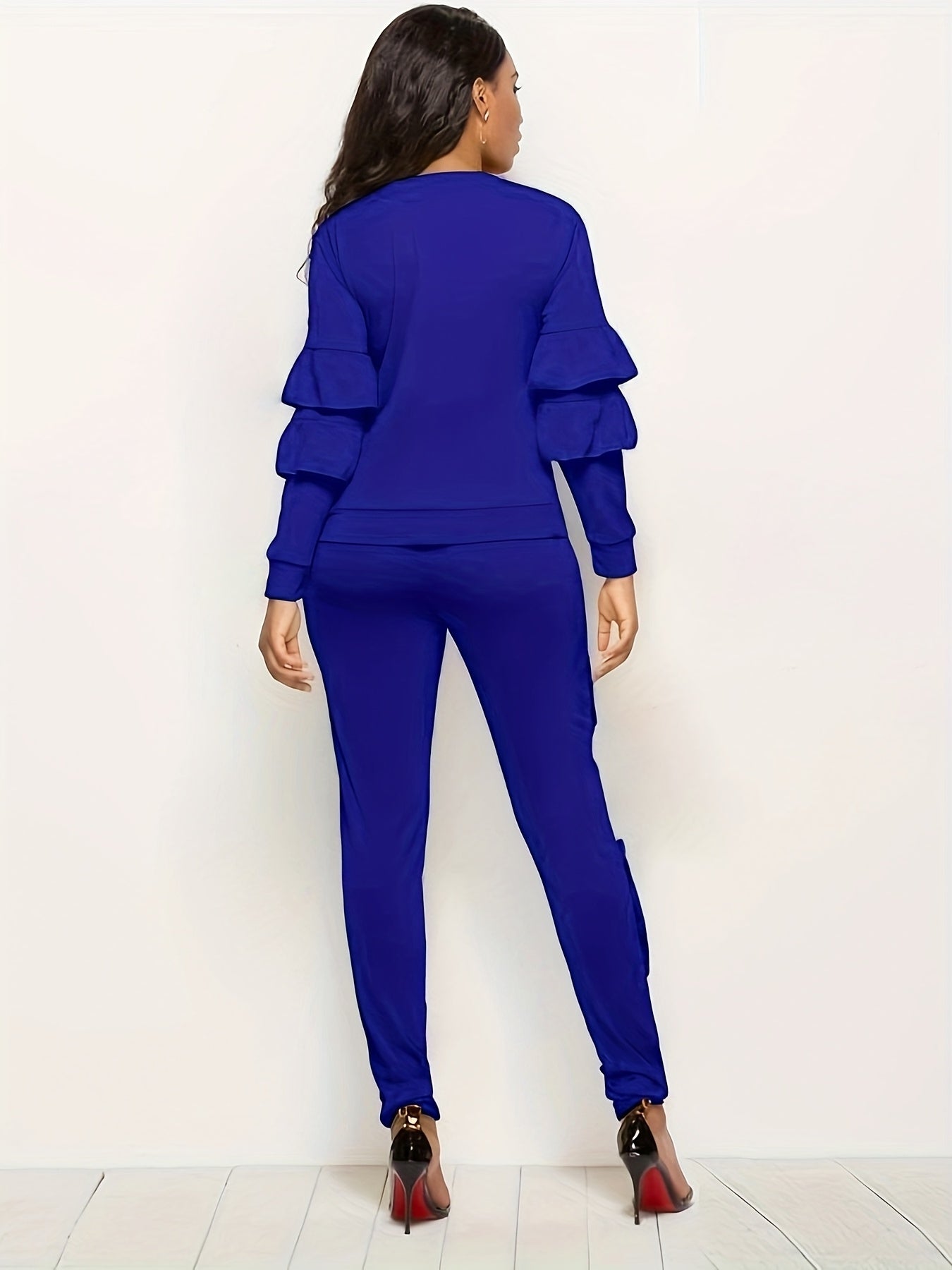 Ruffle-Sleeve Sweatshirt & Jogger Pants Tracksuit Set